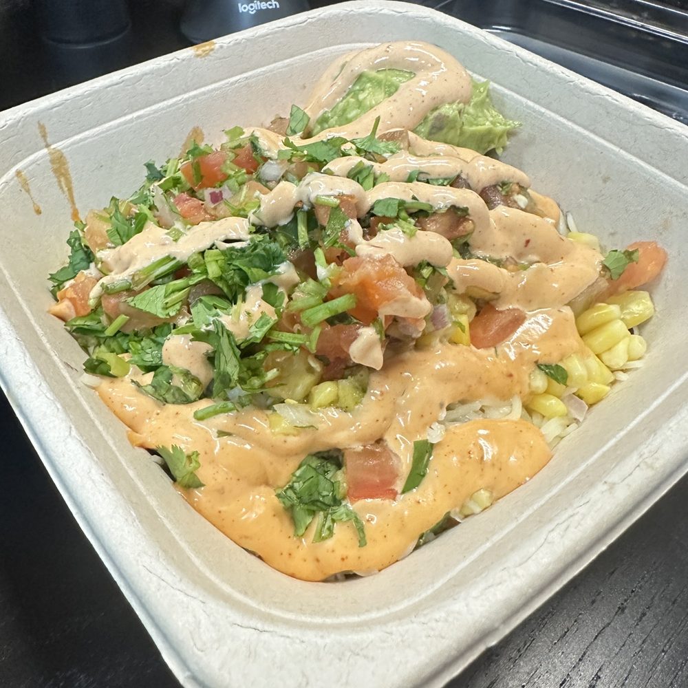 Moho Mexican Grill - Customer Build Your Own Bowl - Mexican Near Me - Bayside, New York Moho Mexican Grill - Customer Build Your Own Bowl - Mexican Near Me - Bayside, New York