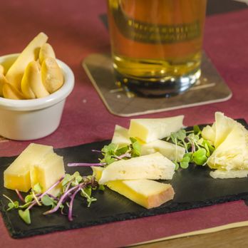 Maestró - Beer Bar Near Me - Barcelona, B