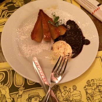 Yellow Bar - Pears with Carmel cinnamon, chocolate and ice cream. It was very good - Pizza Near Me - Florence, FI