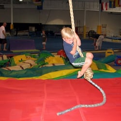 International Gymnastics Gym - Swinging rope
