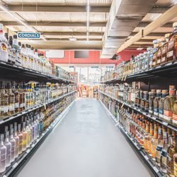 Zipps Liquor