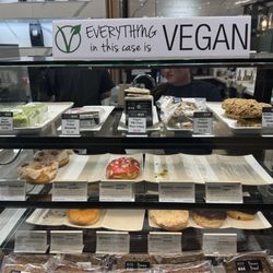 Mos Mos - Vegan Donuts and pastries
