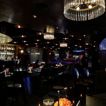 The Park at 14th - Ambiance on 2nd floor - Bars Near Me - Washington, DC, District of Columbia