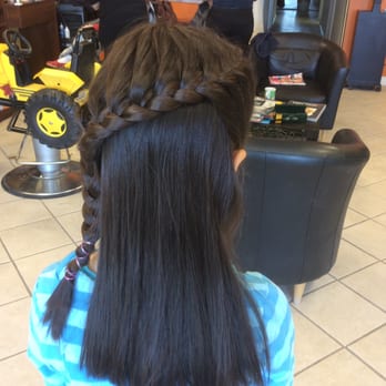 Angela's Beauty Salon - braids - Beauty & Spas Near Me - Dollard-Des-Ormeaux, Quebec Angela's Beauty Salon - braids - Beauty & Spas Near Me - Dollard-Des-Ormeaux, Quebec
