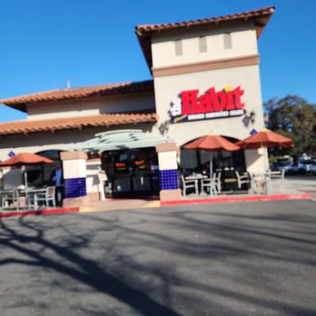 Habit Burger & Grill - Outdoor tables - Burgers Near Me - Camarillo, California Habit Burger & Grill - Outdoor tables - Burgers Near Me - Camarillo, California