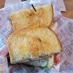 Grilled Chicken Sandwich Grilled Chicken Sandwich