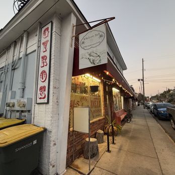 Al Salaam Deli - Corner - Middle Eastern Near Me - Savannah, Georgia