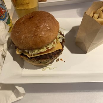 Burger Lounge - Burgers Near Me - Coronado, California Burger Lounge - Burgers Near Me - Coronado, California