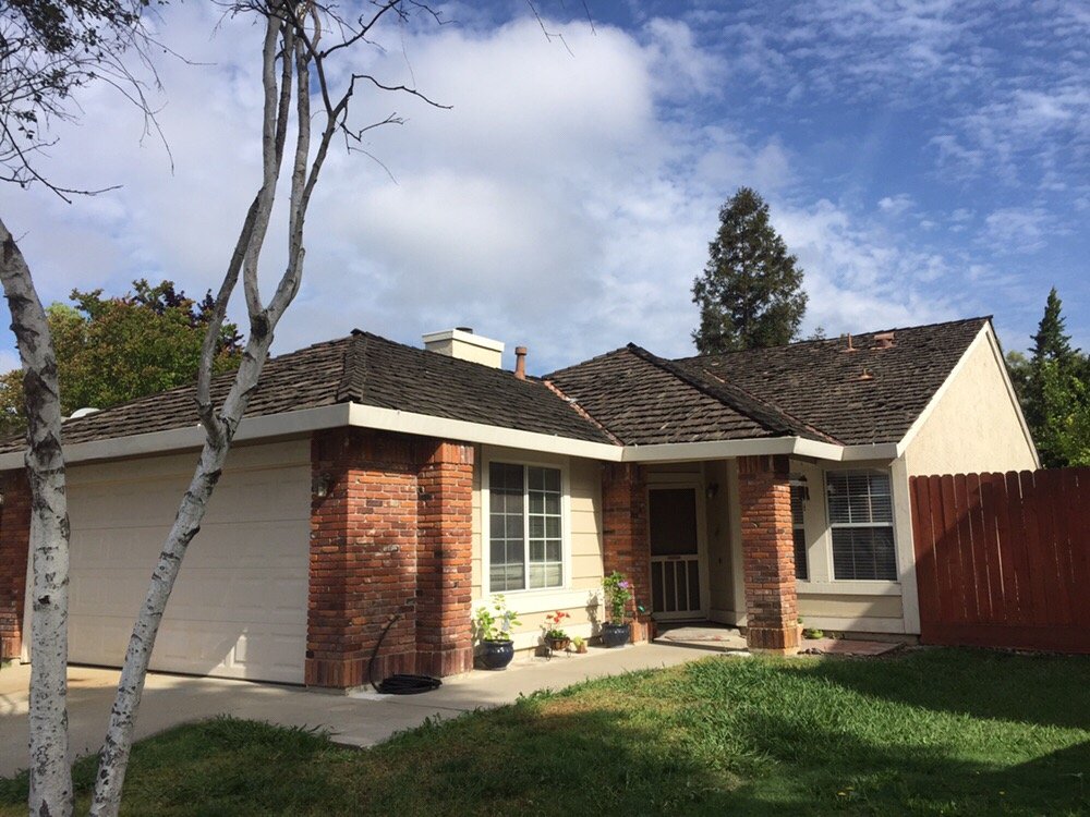 Slide of Petrashishin Roofing Co