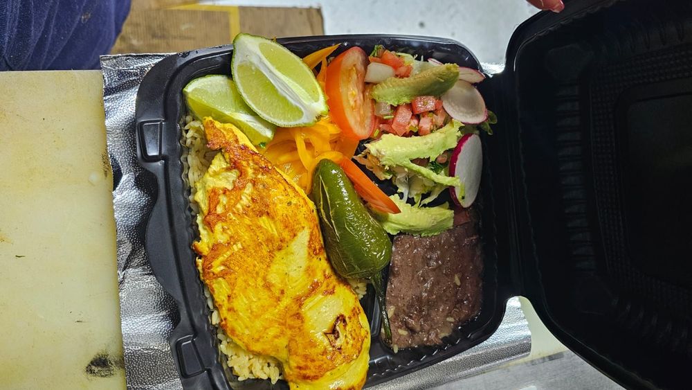 TAQUERIA Y PUPUSERIA  PIMPINA
