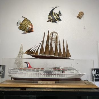 Mike's Fish & Chips - Decor - Fish & Chips Near Me - Payson, Arizona Mike's Fish & Chips - Decor - Fish & Chips Near Me - Payson, Arizona