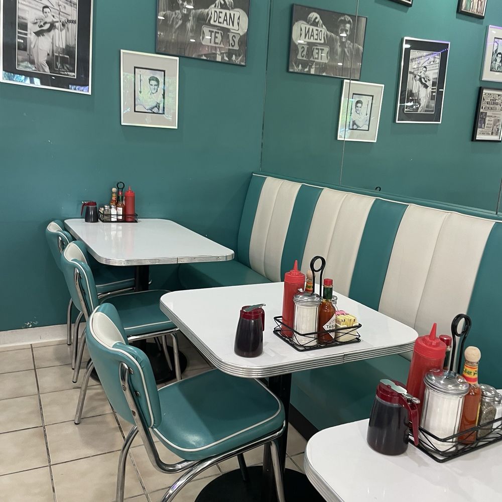 Van Dorn Diner - Inside - Diners Near Me - Alexandria, Virginia Van Dorn Diner - Inside - Diners Near Me - Alexandria, Virginia