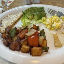 Breakfast potatoes cooked to perfection with onion and bell peppers ... so good! Toast, avocado slices and mostly eaten scrambled eggs Breakfast potatoes cooked to perfection with onion and bell peppers ... so good! Toast, avocado slices and mostly eaten scrambled eggs