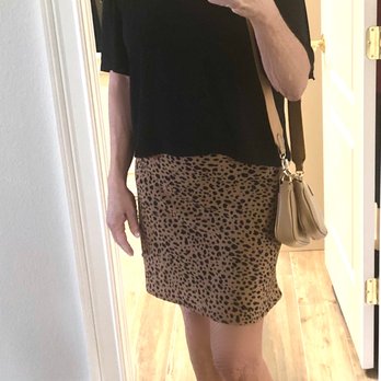 Lauren Nicole - Skirt and purse from LN - Women's Clothing Near Me - Orlando, Florida Lauren Nicole - Skirt and purse from LN - Women's Clothing Near Me - Orlando, Florida
