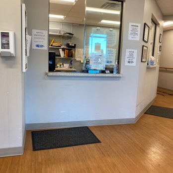 Susan E Bennett and Associates Physical Therapy - Tececption windw - Physical Therapy Near Me - Kenmore, New York Susan E Bennett and Associates Physical Therapy - Tececption windw - Physical Therapy Near Me - Kenmore, New York