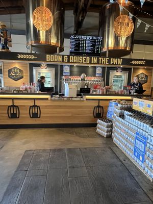 No-Li Brewhouse by null