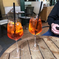 Bar Molinari - Aperol Spritz
