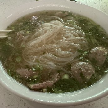 The Clouds Vietnamese Cuisine - Food Delivery Services Near Me - Vancouver, British Columbia The Clouds Vietnamese Cuisine - Food Delivery Services Near Me - Vancouver, British Columbia