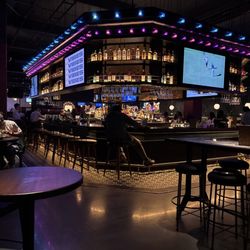 Puttshack - Bar Area