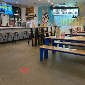 Big Buns - Inside - Burgers Near Me - Arlington, Virginia Big Buns - Inside - Burgers Near Me - Arlington, Virginia