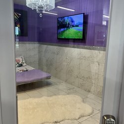 LV Dog Resort II