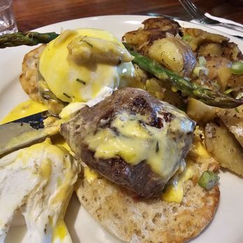 Bella's Cafe - Breakfast & Brunch Near Me - New Haven, Connecticut