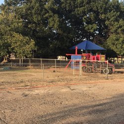 Glen Oaks School