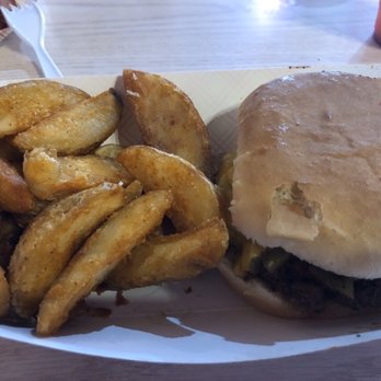 Sparkys BBQ and Espresso - Combo #1, single patty green chili cheeseburger and fries. - Burgers Near Me - Hatch, New Mexico Sparkys BBQ and Espresso - Combo #1, single patty green chili cheeseburger and fries. - Burgers Near Me - Hatch, New Mexico