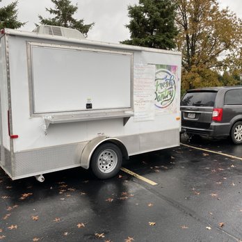 The Fresh Pantry - a food truck parked in a parking lot - Food Trucks Near Me The Fresh Pantry - a food truck parked in a parking lot - Food Trucks Near Me