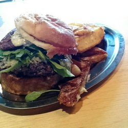 Deniro - Hamburguesa Tarea Fina