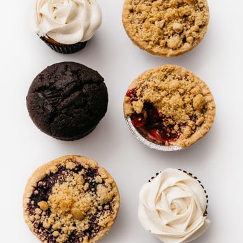 Sweet Teez Bakery - a variety of cupcakes - Cupcakes Near Me - Boston, Massachusetts Sweet Teez Bakery - a variety of cupcakes - Cupcakes Near Me - Boston, Massachusetts