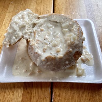 Boston Chowda - New England Clam Chowder in Signature Bread Bowl - Seafood Near Me - Boston, Massachusetts