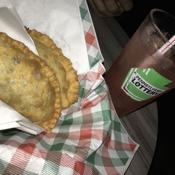 Sidekicks Sports Bar - Empanadas con pollo y carne. And a tito with cranberry and pineapple. - Sports Bars Near Me - Philadelphia, Pennsylvania Sidekicks Sports Bar - Empanadas con pollo y carne. And a tito with cranberry and pineapple. - Sports Bars Near Me - Philadelphia, Pennsylvania