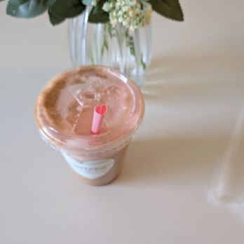 Coffee Girl - Strawberry Chai with heart straw - Cafes Near Me - Hilo, Hawaii Coffee Girl - Strawberry Chai with heart straw - Cafes Near Me - Hilo, Hawaii