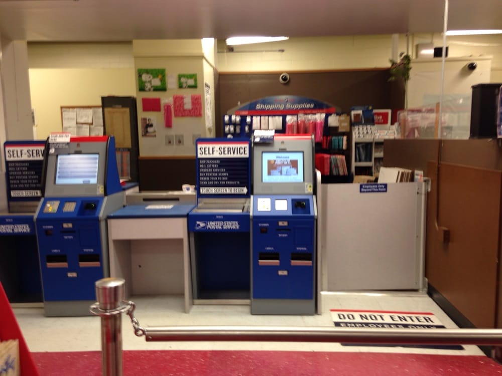 US POST OFFICE Updated April 2024 45 Reviews 201 Varick St Frnt 1