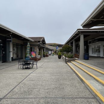 Del Monte Shopping Center - Del Monte Center on a Monday - Shopping Centers Near Me - Monterey, California