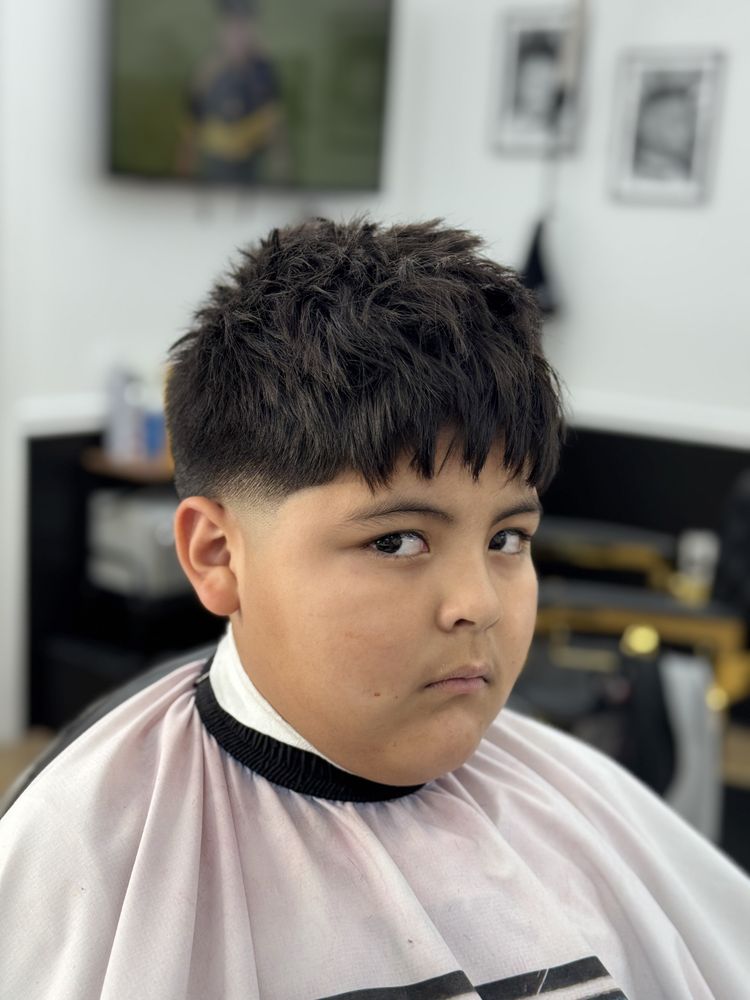 Bladez Barber Studio Logo