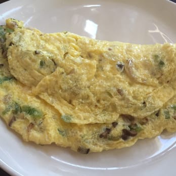 Oakwood Resort - Omelette bar - Hotels Near Me - Syracuse, Indiana