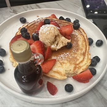 Toast on Lenox - Ricotta pancakes with honeycomb butter - Breakfast & Brunch Near Me - Atlanta, Georgia Toast on Lenox - Ricotta pancakes with honeycomb butter - Breakfast & Brunch Near Me - Atlanta, Georgia