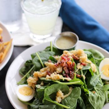1885 Grill - Ooltewah - Spinach Salad - New American Near Me - Collegedale, Tennessee 1885 Grill - Ooltewah - Spinach Salad - New American Near Me - Collegedale, Tennessee