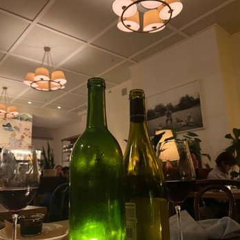 Restaurant Kinsley - Inside restaurant - American Near Me - Kingston, New York Restaurant Kinsley - Inside restaurant - American Near Me - Kingston, New York