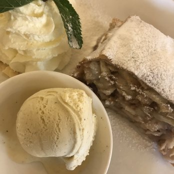 Café Central - Apple strudel - Cafes Near Me - Vienna, 9