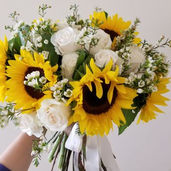 Flowers Amelia - Florists Near Me