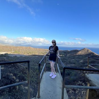 Diamond Head Lookout - Parks Near Me - Honolulu, Hawaii