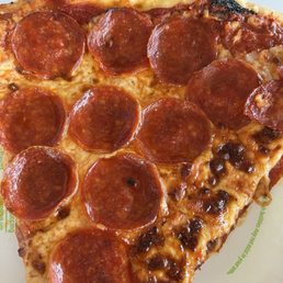 Pepperoni pizza Pepperoni pizza
