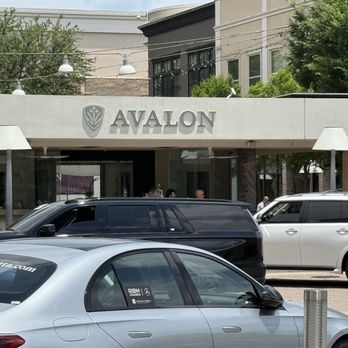 Avalon - Main center - Shopping Centers Near Me - Alpharetta, Georgia