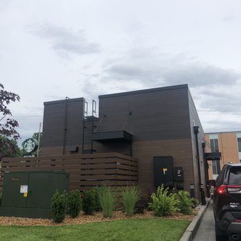 Starbucks - Coffee & Tea Near Me - St. Louis, Missouri