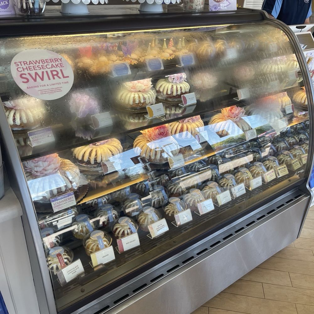 Nothing Bundt Cakes - Bakeries Near Me - Winter Park, Florida Nothing Bundt Cakes - Bakeries Near Me - Winter Park, Florida