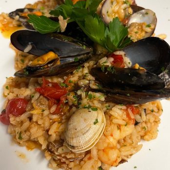 Bagni Delfino - Frutti del mare - Seafood Near Me - Sorrento, NA Bagni Delfino - Frutti del mare - Seafood Near Me - Sorrento, NA