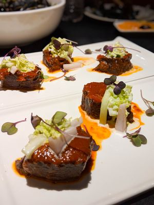 Feng Chophouse by null